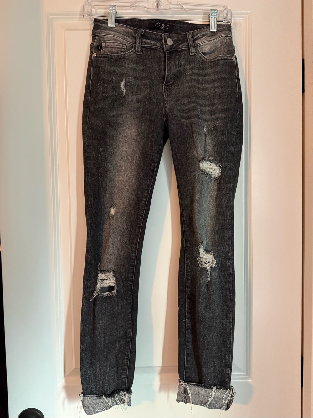 Judy Blue “skinny fit” grey jeans